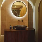 Hypercentre, Superbe Dans Ancienne Ecurie Du Xviiie Siecle